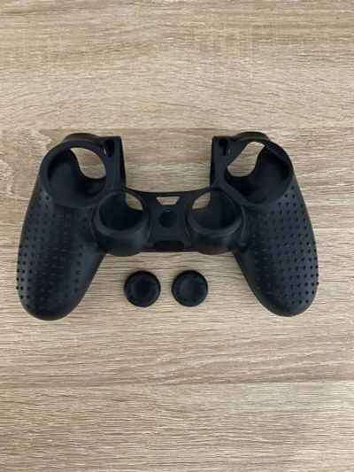 Лот: 19387960. Фото: 1. Чехол для геймпада PS4 силиконовый. Аксессуары для игровых приставок, консолей, геймпады
