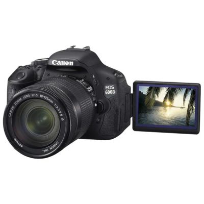 Лот: 12647809. Фото: 1. Canon EOS 600D Kit 18-135. Цифровые зеркальные
