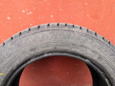 Лот: 17826178. Фото: 1. Шины зимние Bridgestone Blizzak... Шины