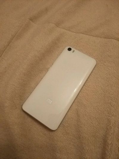 Лот: 12590159. Фото: 1. Xiaomi mi 5 (32gb). Смартфоны