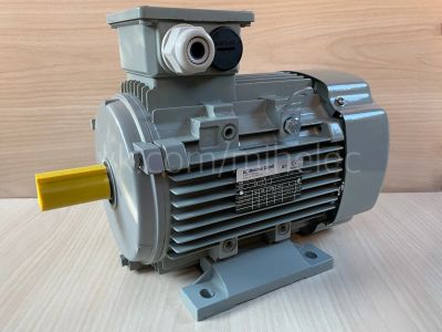 Лот: 20776128. Фото: 1. Электродвигатель AC-Motoren GmbH... Электродвигатели