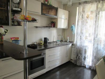 Лот: 6269899. Фото: 1. Продам 2-х комнатную. Квартиры, студии