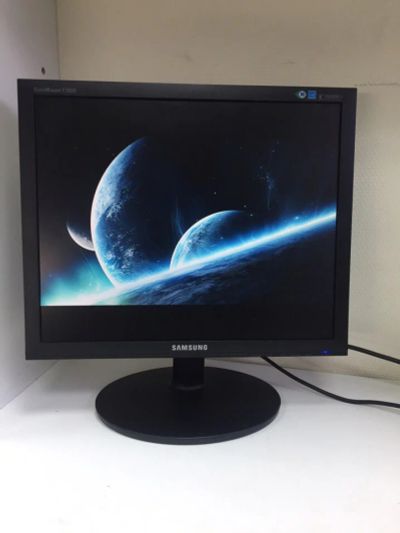Лот: 8793442. Фото: 1. ЖК-монитор Samsung SyncMaster... ЖК-мониторы