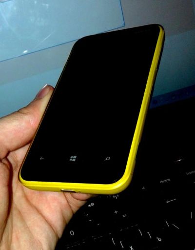 Лот: 4216695. Фото: 1. Nokia Lumia 620. Полный комплект... Смартфоны