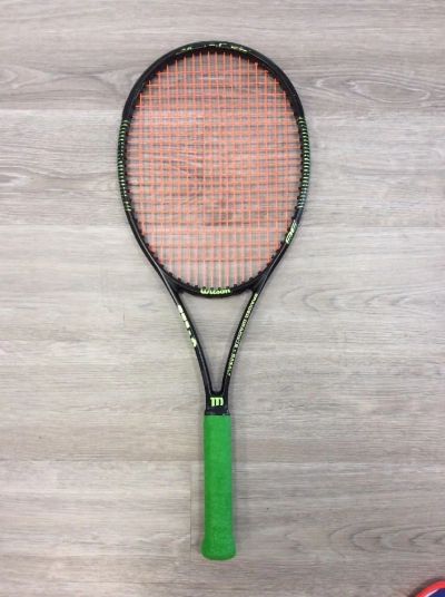 Лот: 9180921. Фото: 1. Теннисная ракетка Wilson Blade... Другое (спортивные товары)