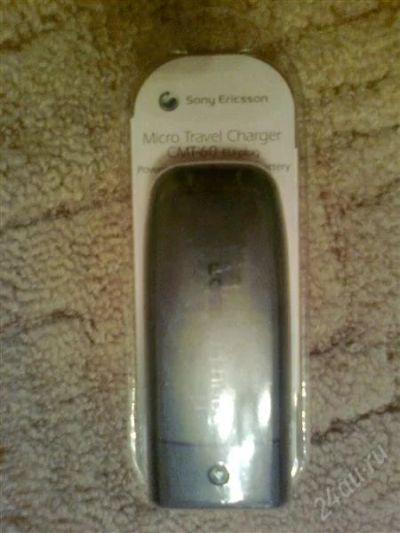 Лот: 1385016. Фото: 1. cmt-60 sony-ericsson портативное... Зарядные устройства, блоки питания, адаптеры сетевые для смартфонов