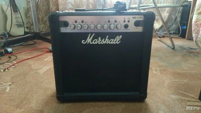 Лот: 9983890. Фото: 1. Комбоусилитель Marshall MG15CFX. Гитарные эффекты и комбоусилители