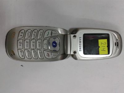 Лот: 6264826. Фото: 1. Сотовый телефон Samsung x640... Кнопочные мобильные телефоны