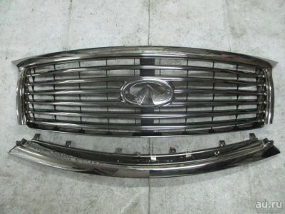 Лот: 13516072. Фото: 1. Решетка радиатора верхняя Infiniti... Кузов