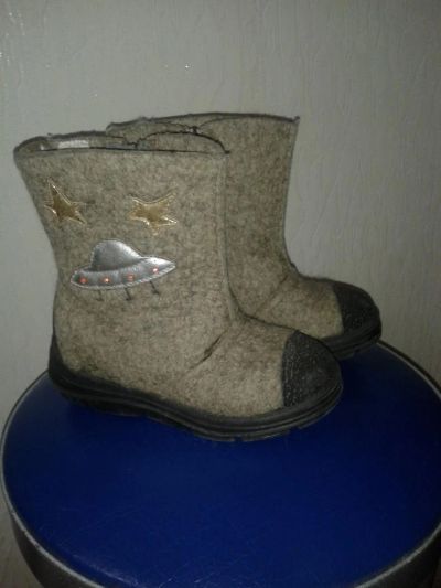 Лот: 8622566. Фото: 1. Валенки детские. Валенки, угги, унты