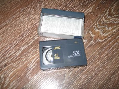 Лот: 16682648. Фото: 1. видеокасета jvc 45 vhsc 16 мм. Другое (аксессуары, расходные материалы)
