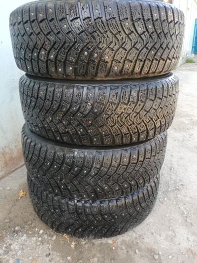 Лот: 14472401. Фото: 1. Шины Michelin X-ice North 215... Шины
