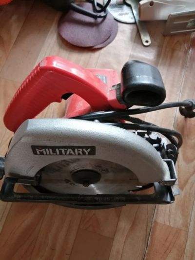 Лот: 14804128. Фото: 1. Циркулярная пила Military. Электроинструмент