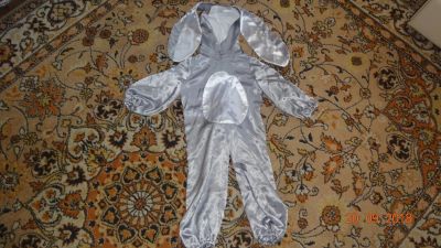 Лот: 12136533. Фото: 1. новогодний костюм зайчика,длина... Детские карнавальные, праздничные костюмы