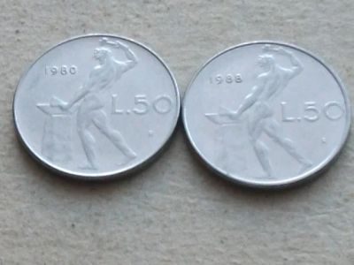 Лот: 19910603. Фото: 1. Монета 50 лир Италия 1980; 1988... Европа