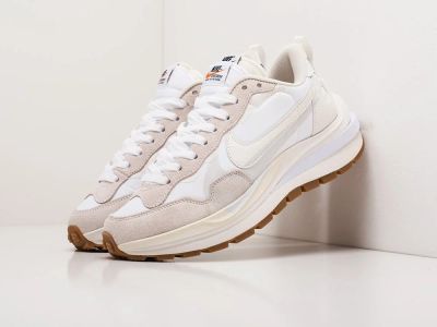 Лот: 18186726. Фото: 1. Кроссовки Sacai x Nike Vapor Waffle... Кеды, кроссовки, слипоны