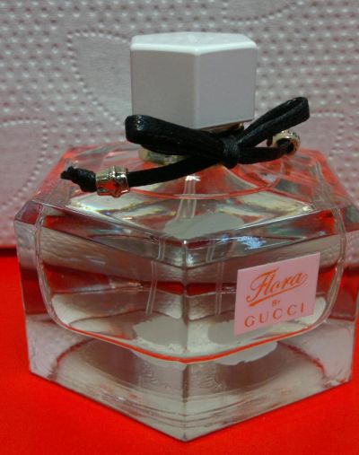 Лот: 4498427. Фото: 1. Туалетная вода Gucci Flora by... Женская парфюмерия