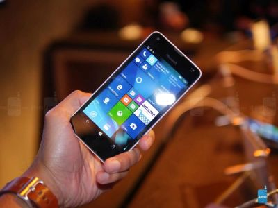 Лот: 6903462. Фото: 1. Lumia 550 состояние нового 10win. Смартфоны