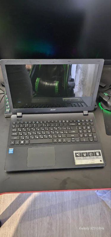 Лот: 21044640. Фото: 1. ноутбук Acer aspire ES1. Ноутбуки