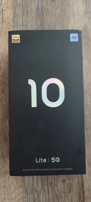Лот: 25256441. Фото: 1. Телефон Xiaomi mi 10 lite 5G 6... Кнопочные мобильные телефоны