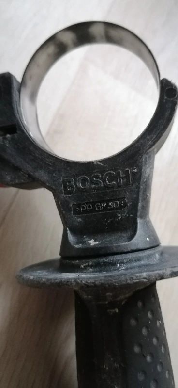 Лот: 17596774. Фото: 1. Ручка для перфоратора Bosh. Электроинструмент