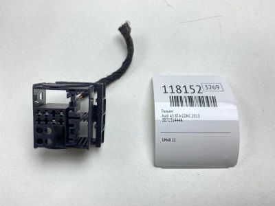 Лот: 25637188. Фото: 1. Разъем Audi A5 2013 3B7035444A... Кузов