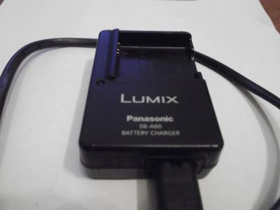 Лот: 8049123. Фото: 1. Зарядное устройство Lumix panasonic... Зарядные устройства, блоки питания для бытовой техники