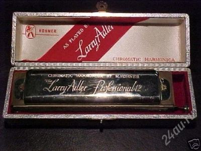 Лот: 2672154. Фото: 1. Губная гармошка Hohner Larry Adler... Духовые