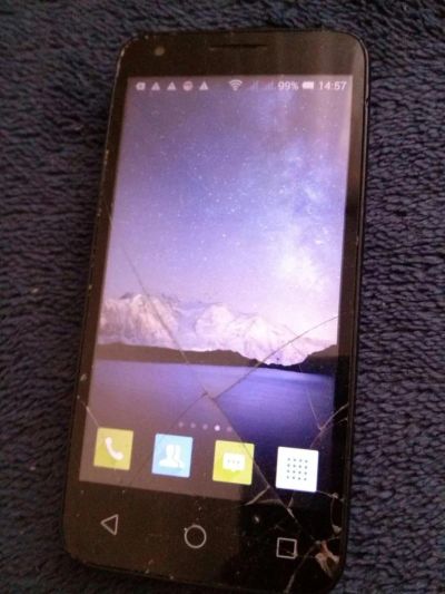 Лот: 10992274. Фото: 1. Alcatel One touch PIXI 3(4.5... Смартфоны