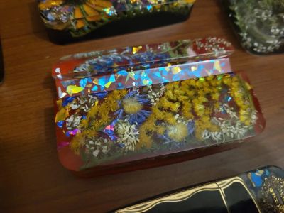 Лот: 25897722. Фото: 1. Подставка под телефон красная. Авторские куклы, игрушки, поделки