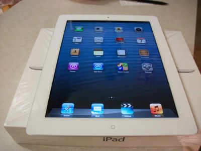Лот: 4791633. Фото: 1. Продам, обменяю iPad 4 Retina... Планшеты