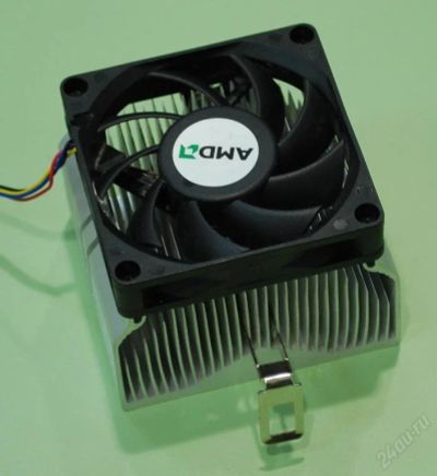 Лот: 82415. Фото: 1. Срочно! Кулер AMD box практически... Системы охлаждения