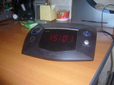 Лот: 950029. Фото: 1. Радиобудильник Philips AJ 3125. Тюнеры, радиоприёмники