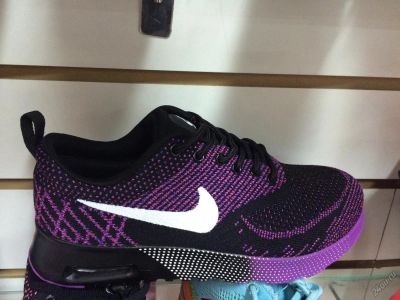 Лот: 5626610. Фото: 1. кроссовки женские nike. Кеды, кроссовки, слипоны