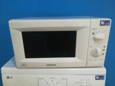Лот: 20592422. Фото: 1. Микроволновка Samsung CE2718NR... Микроволновки, мини-печи