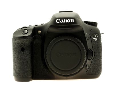 Лот: 21089213. Фото: 1. Фотоаппарат комиссионный Canon... Цифровые зеркальные