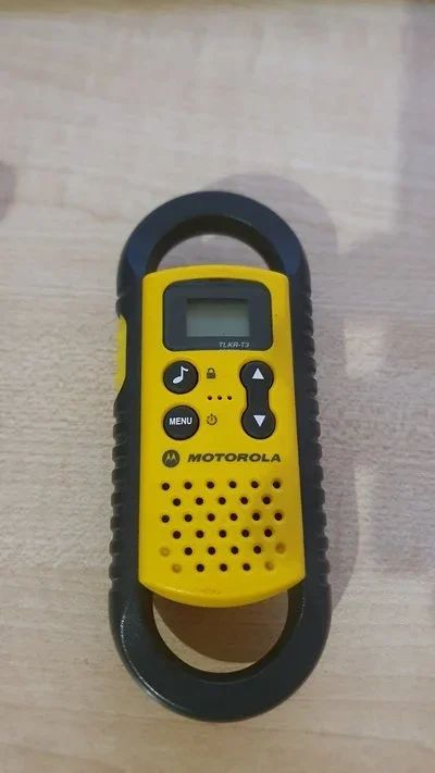 Лот: 18153440. Фото: 1. Радиостанции Motorolla TLKR T3. Рации, радиостанции