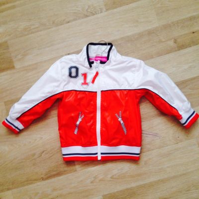 Лот: 5047595. Фото: 1. Продам ветровку H&M р86. Верхняя одежда