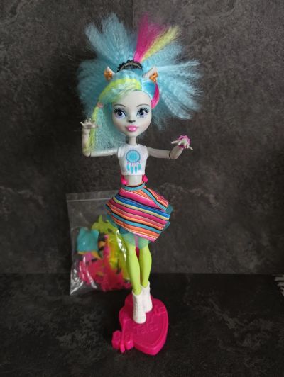 Лот: 21114291. Фото: 1. Кукла Monster High Silvi Timberwolf... Куклы и аксессуары