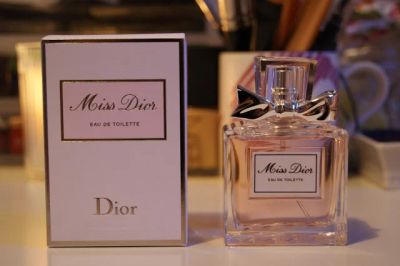 Лот: 5989722. Фото: 1. Miss Dior Eau De Toilette 100мл... Женская парфюмерия