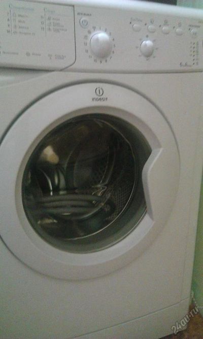 Лот: 5736619. Фото: 1. стиральная машина indesit IWB6105. Стиральные машины
