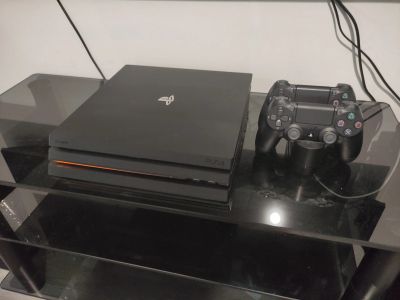 Лот: 17797052. Фото: 1. Sony PlayStation 4 Pro / PS4 Pro... Консоли