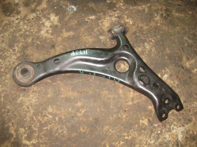 Лот: 20896377. Фото: 1. Рычаг подвески нижний Toyota Carina... Ходовая, подвеска, рулевое управление
