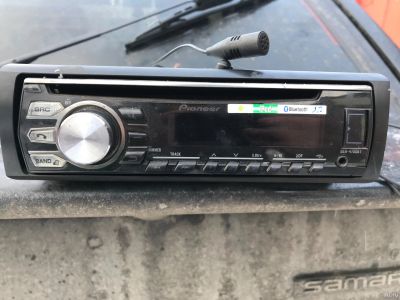 Лот: 15637806. Фото: 1. Магнитола Pioneer DEH-4700BT. Автомагнитолы