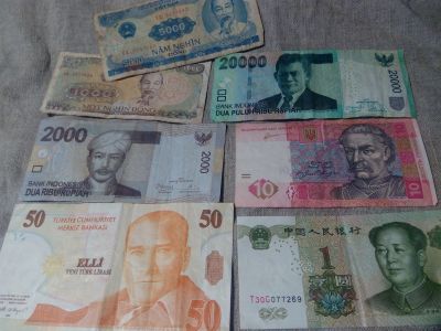 Лот: 14373115. Фото: 1. банкноты 7шт, Индонезия, Украина... Другое (банкноты)