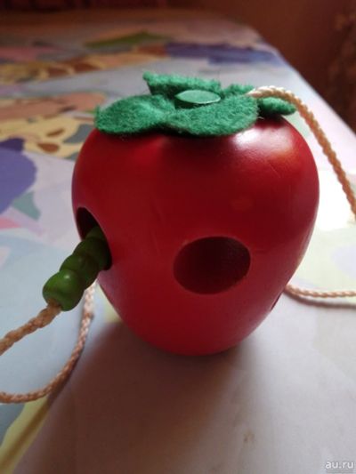 Лот: 14706319. Фото: 1. Шнуровка яблоко с червяком. Развивающие