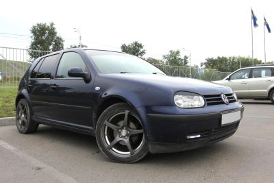 Лот: 8126257. Фото: 1. Volkswagen Golf 2000г. Автомобили