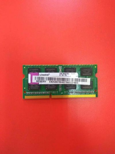 Лот: 9071079. Фото: 1. So-Dimm 2Gb DDR-3 Kingston KVR1333D3S8S9... Оперативная память