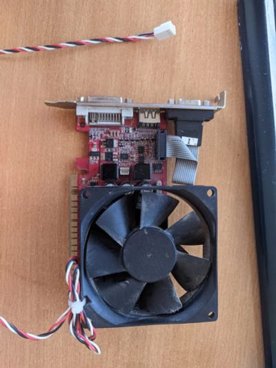 Лот: 19552565. Фото: 1. Nvidia geforce GT520 1024MB есть... Видеокарты