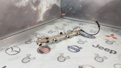 Лот: 23590795. Фото: 1. Регулятор давления топлива Opel... Топливная система